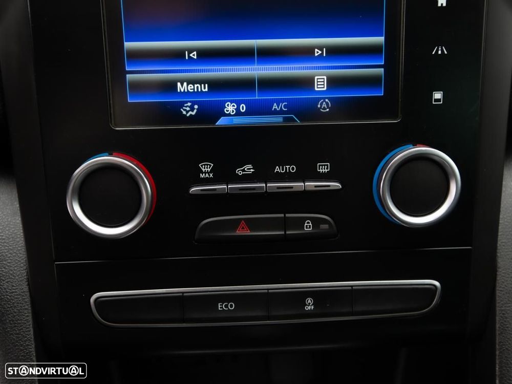 Renault Mégane 1.5 dCi Limited EDC - 15