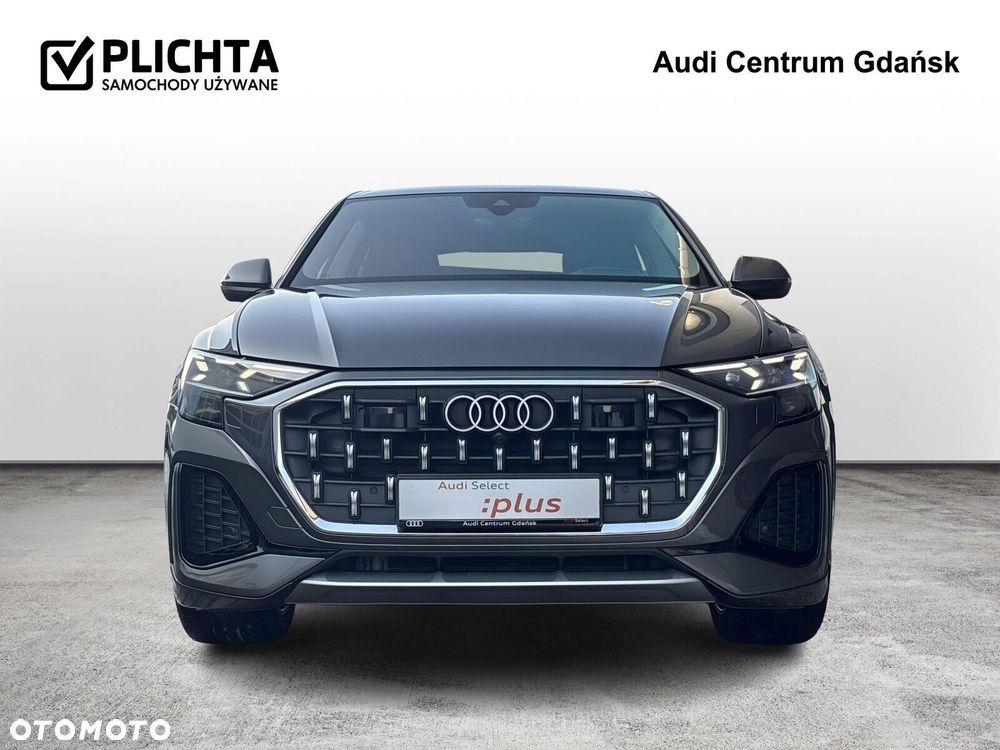 Audi Q8 - 9
