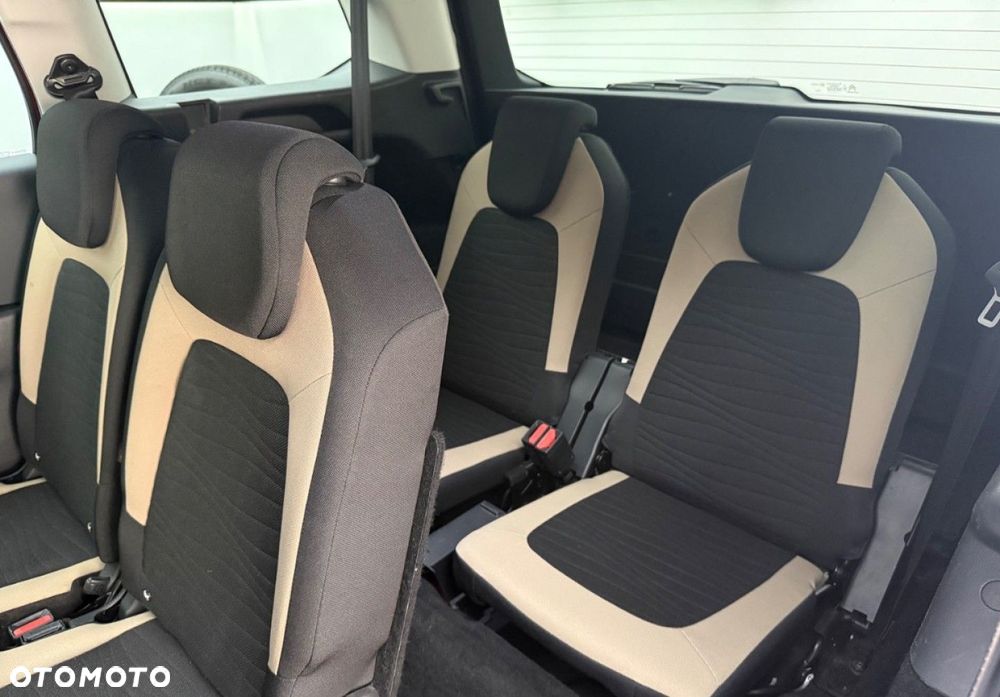 Citroën C4 Picasso - 22