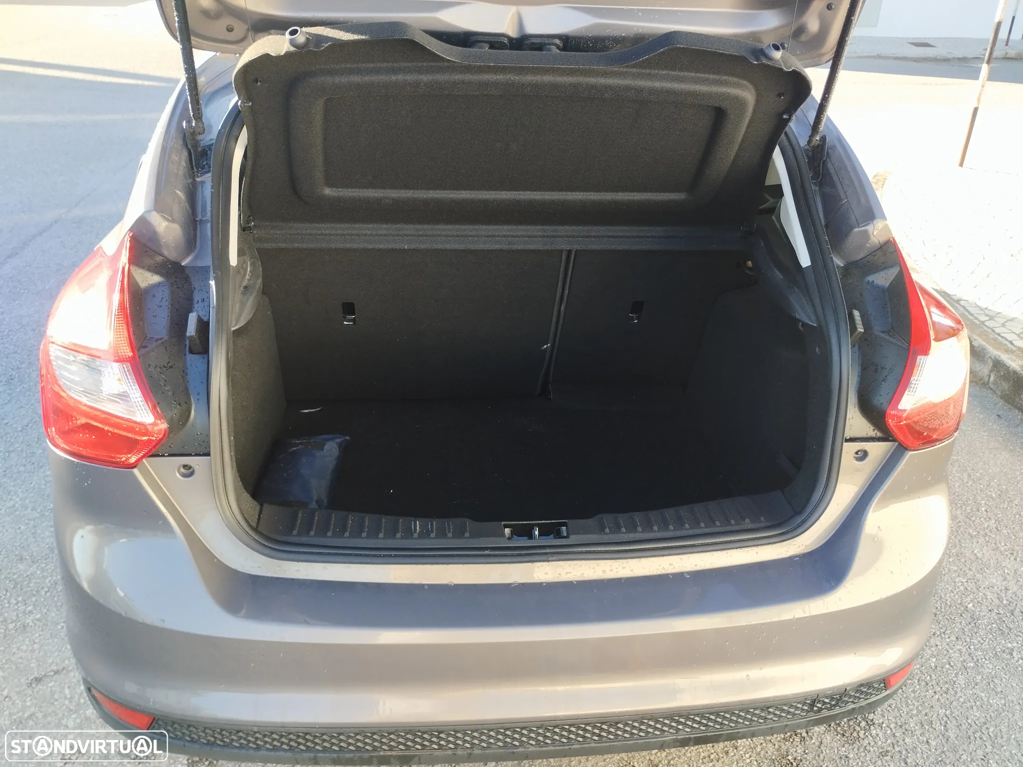 Ford Focus 1.0 SCTi Titanium - 5