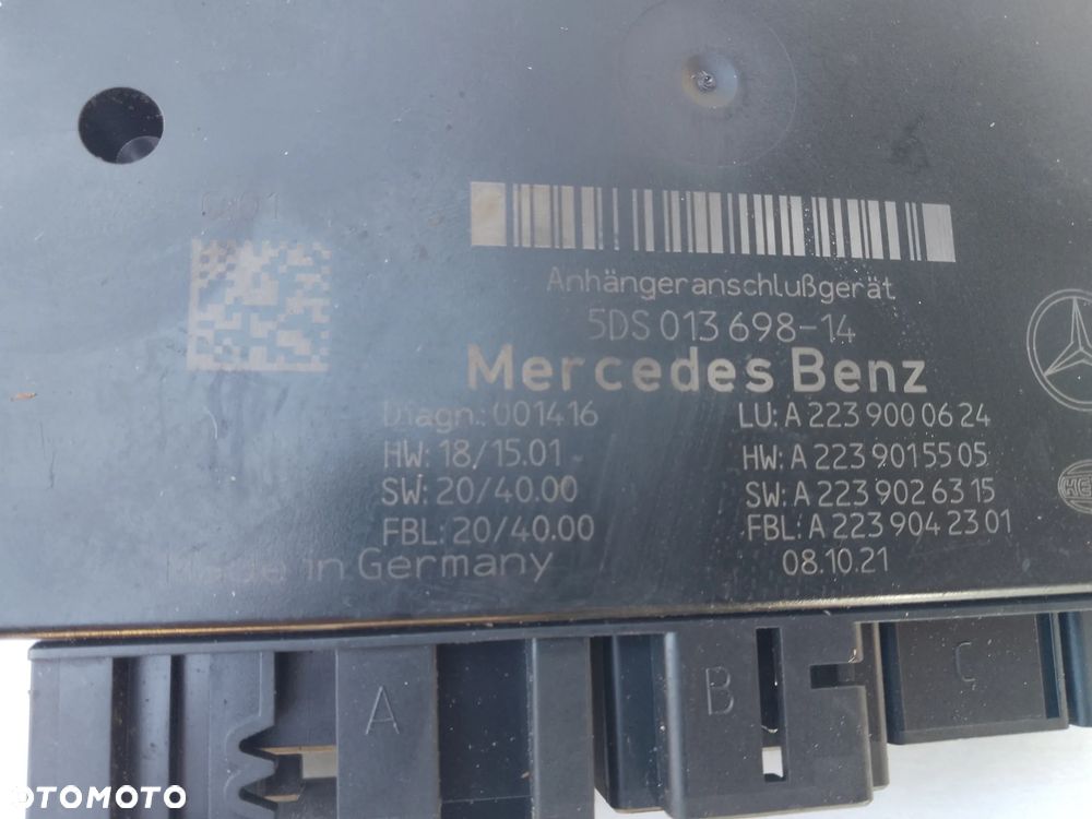 Mercedes E W214 v295 v297 Moduł sterownik haka holowniczego A2239000624