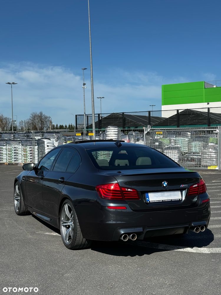 BMW M5 DKG - 5