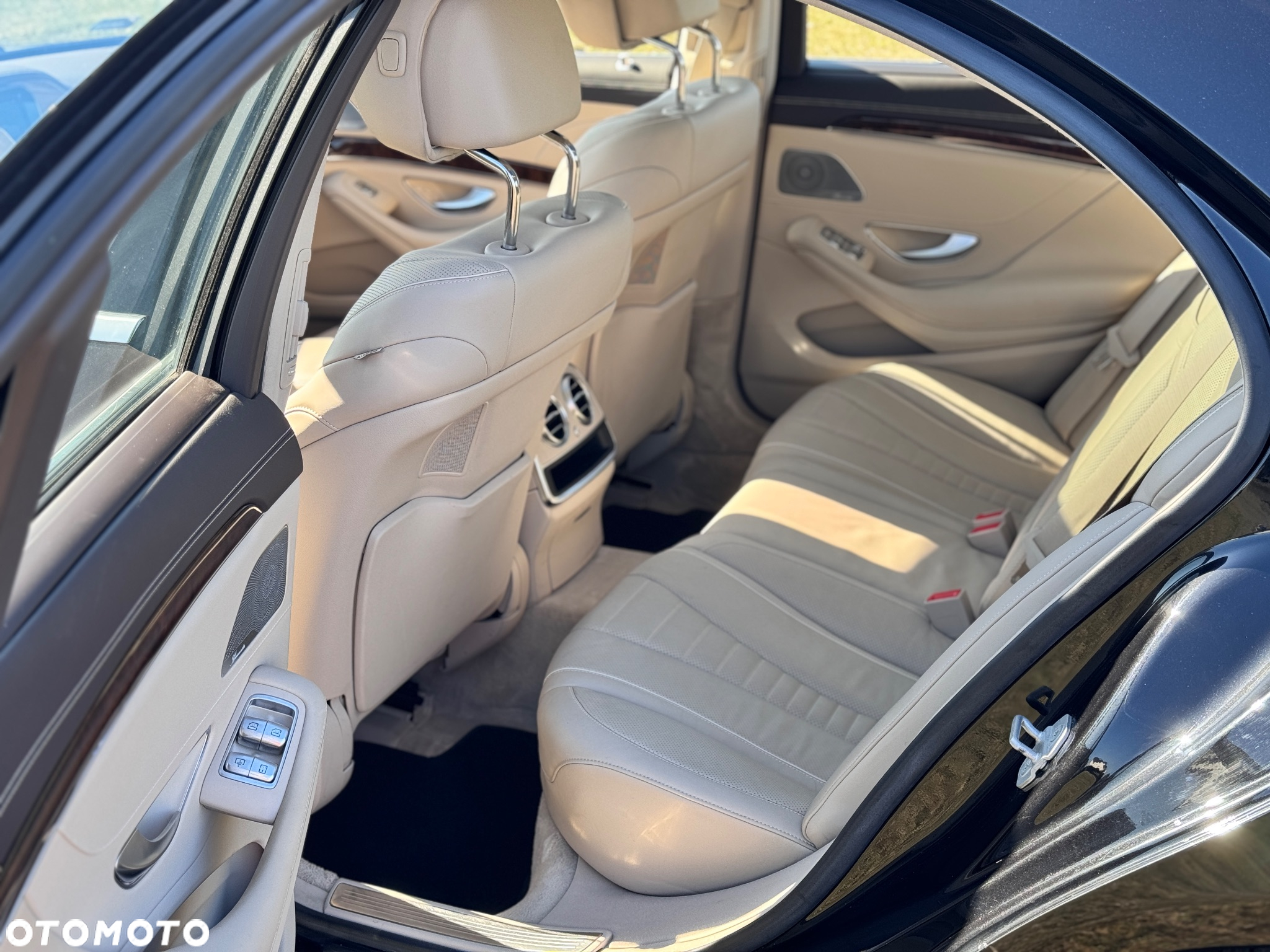 Mercedes-Benz Klasa S 500 4-Matic 7G-TRONIC - 13