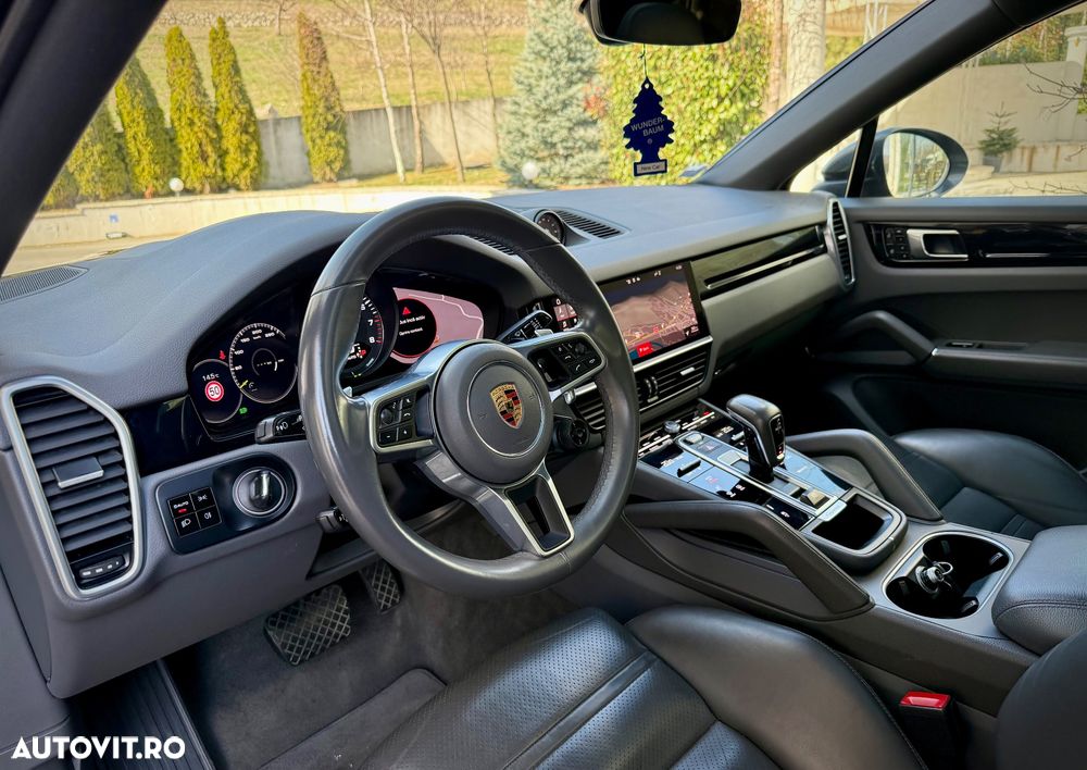 Porsche Cayenne Coupe E-Hybrid Tiptronic S Platinum Edition - 6