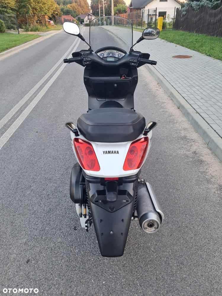 Yamaha X-max - 6