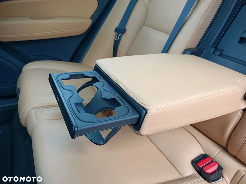 Volvo XC 60 T8 Plug-In Hybrid AWD Ultimate Bright - 38