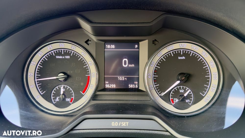 Skoda Octavia 2.0 TDI DSG Style - 9