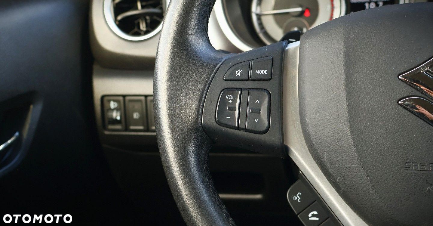 Suzuki Vitara - 21