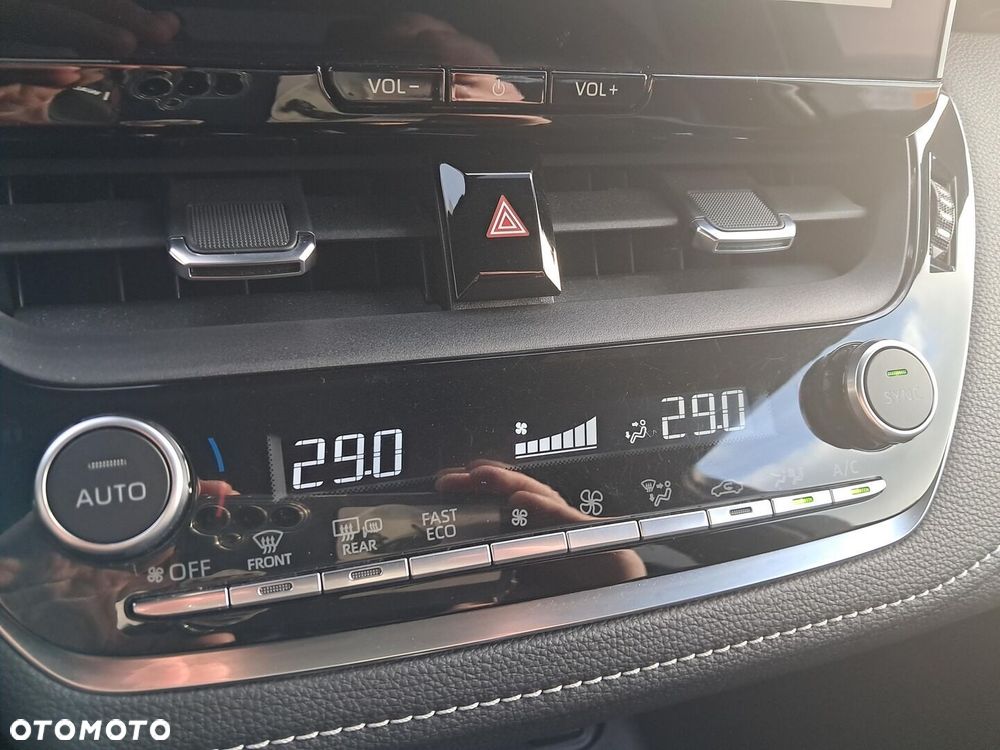 Toyota Corolla 1.8 Hybrid GR Sport Dynamic - 24