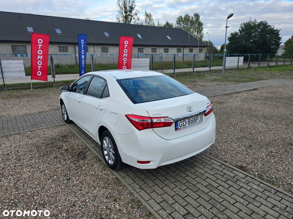 Toyota Corolla 1.6 Premium - 9