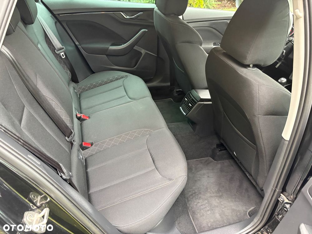 Skoda Kamiq 1.0 TSI Ambition - 8