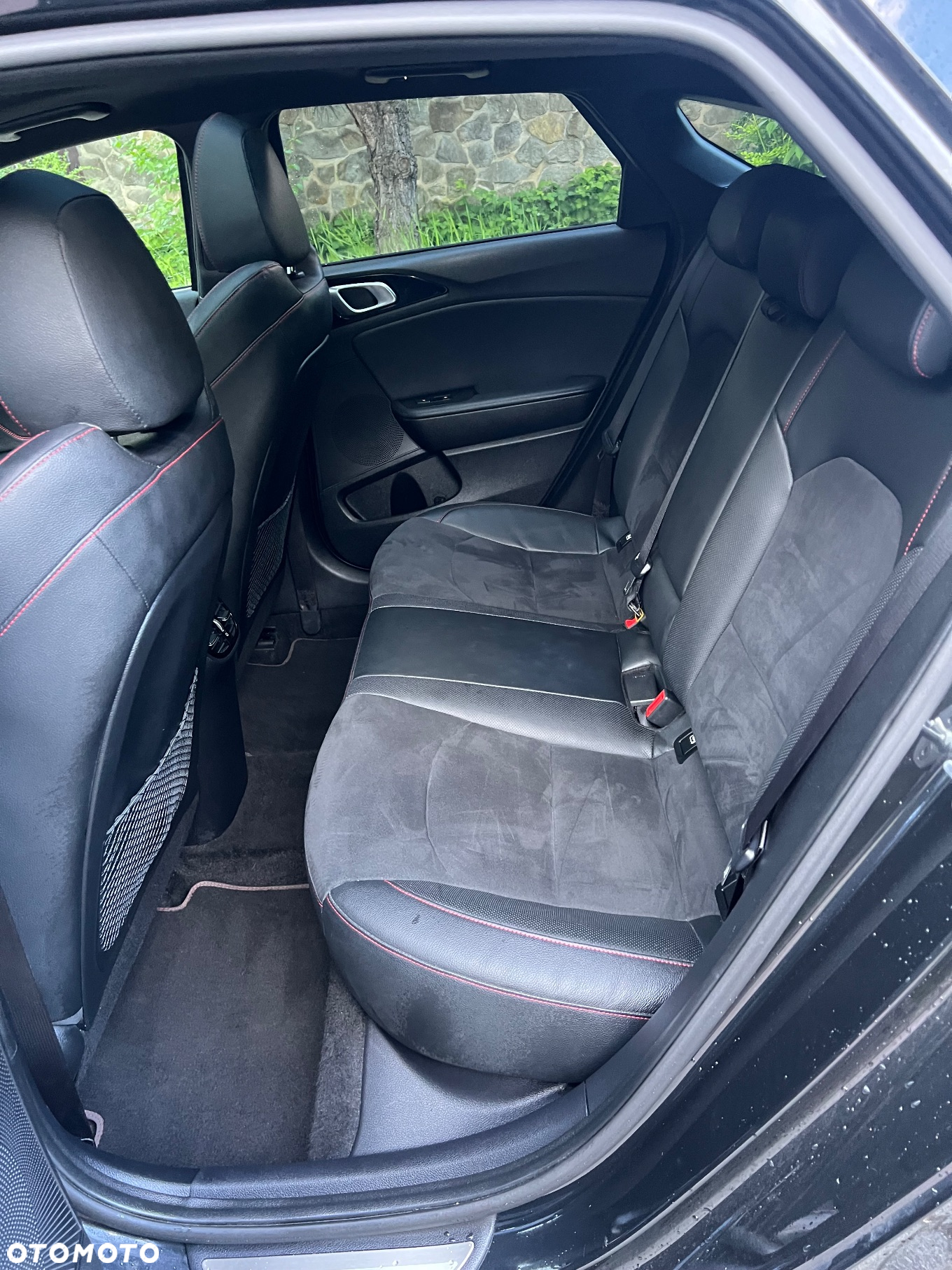 Kia ProCeed 1.6 T-GDI DCT7 OPF GT - 13