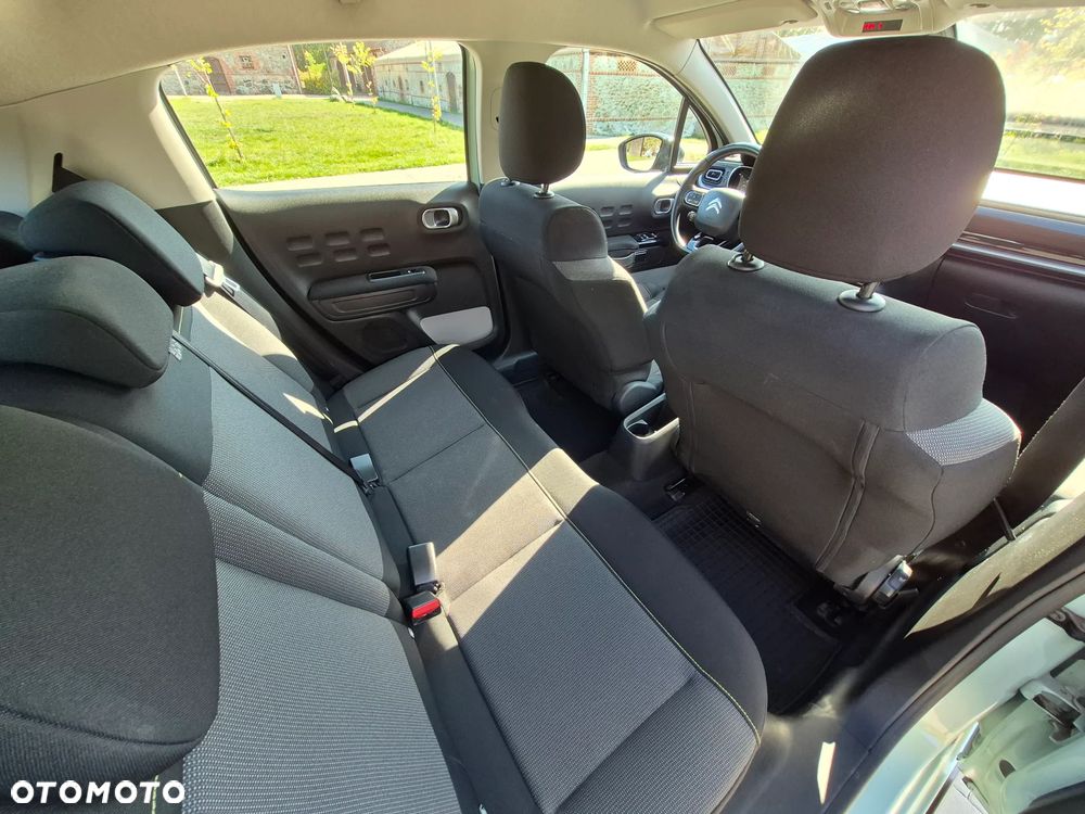 Citroën C3 1.2 PureTech Shine - 22