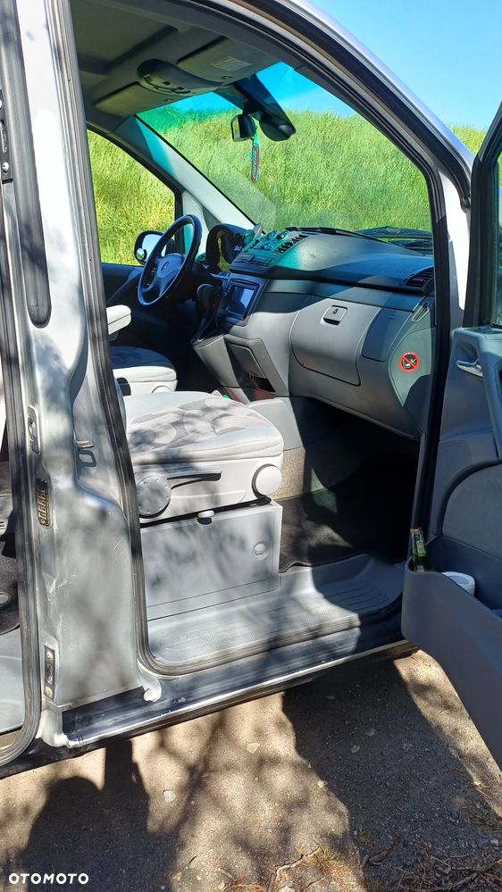 Mercedes-Benz Viano - 11