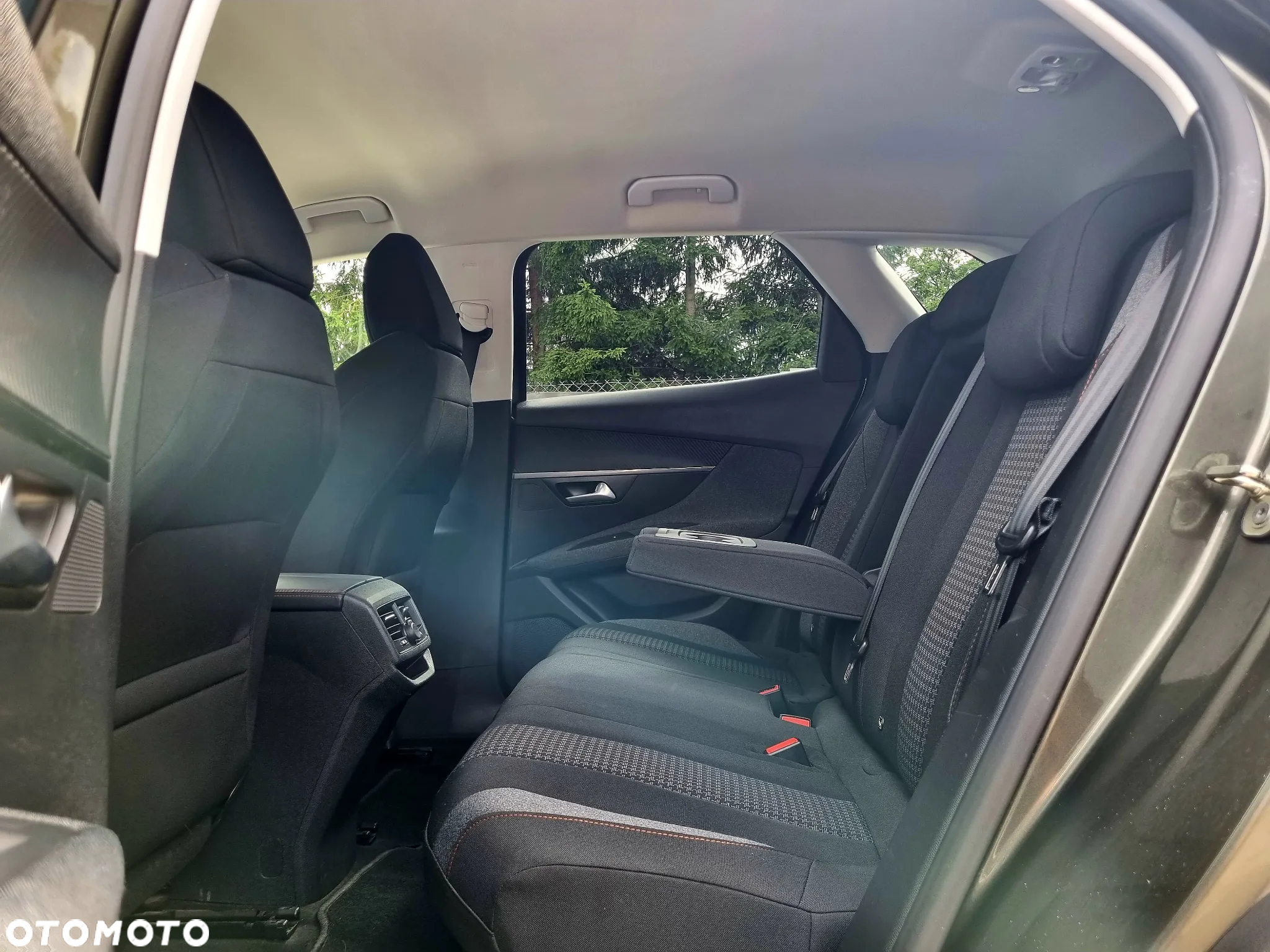 Peugeot 3008 PureTech 130 Stop & Start GPF Active - 11