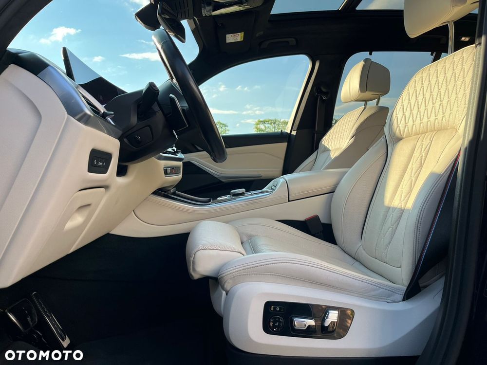 BMW X5 M M60i mHEV sport - 17