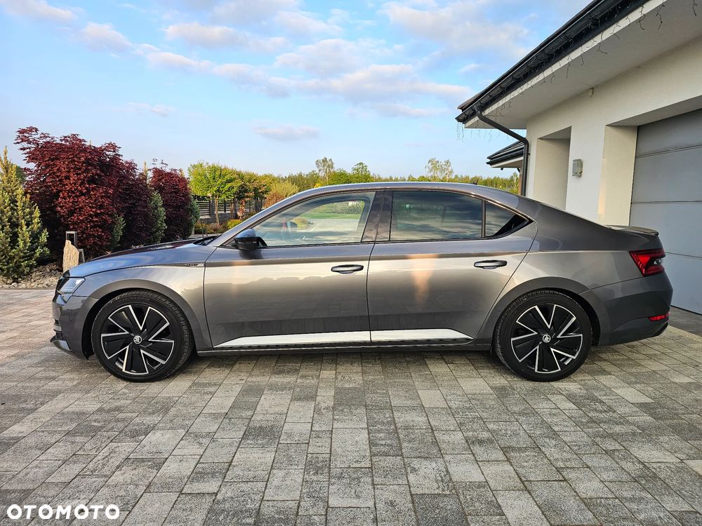 Skoda Superb 2.0 TSI Sportline DSG - 2