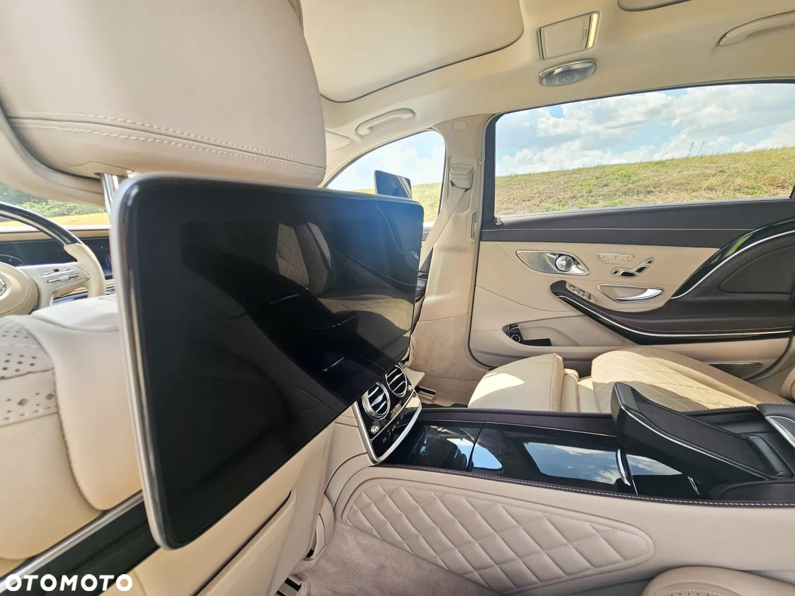 Mercedes-Benz Maybach Klasa S 560 4-Matic - 10