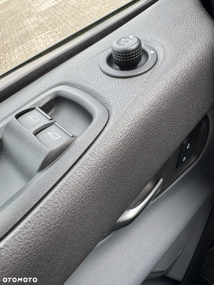 Ford Transit Custom - 16