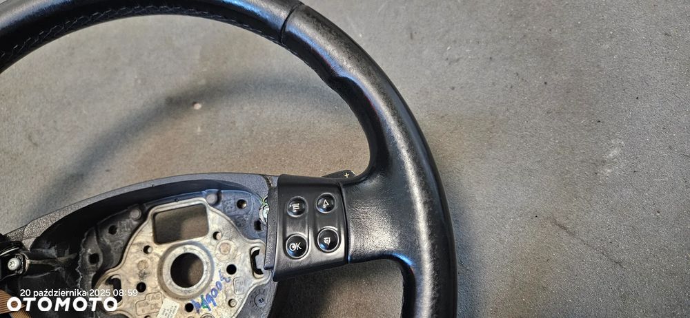 Kierownica skórzana multifunkcyjna łopatki VW Passat B6 2007r 3C0419091 - 2