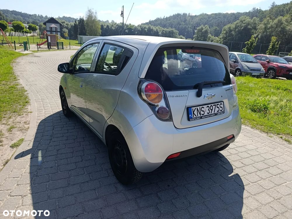 Chevrolet Spark 1.0 LT - 10