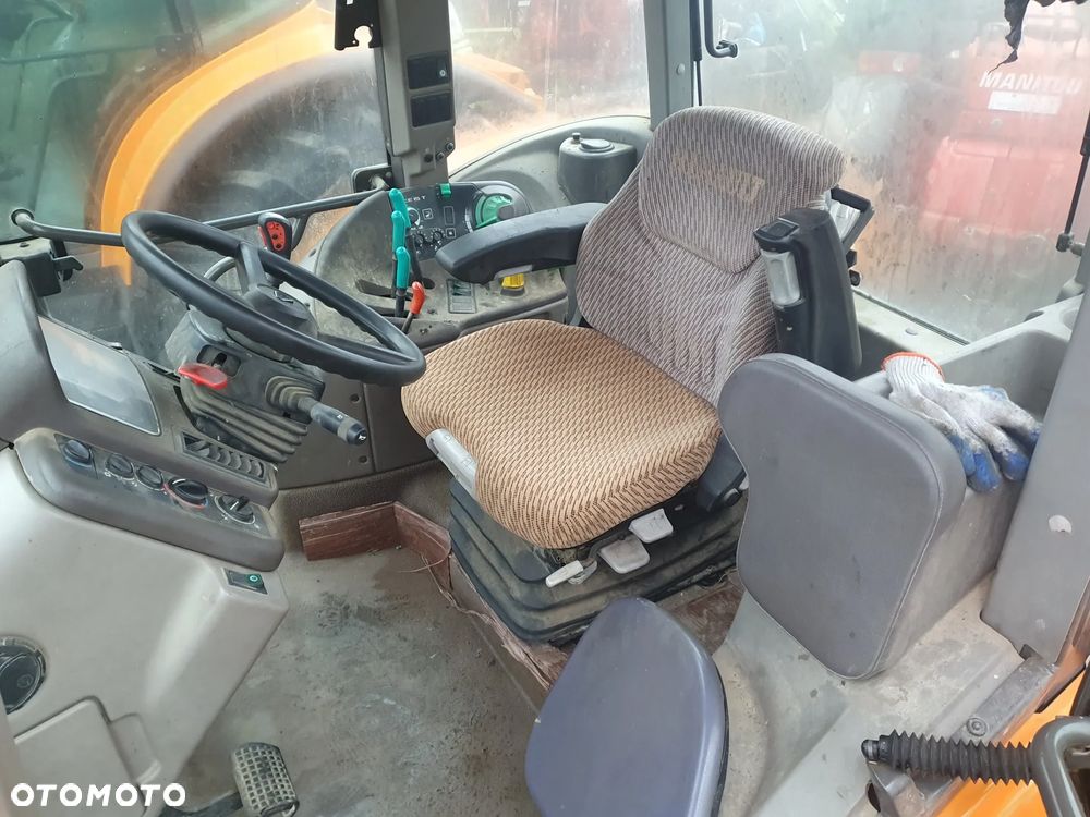 Renault Ares 816 RZ - 12