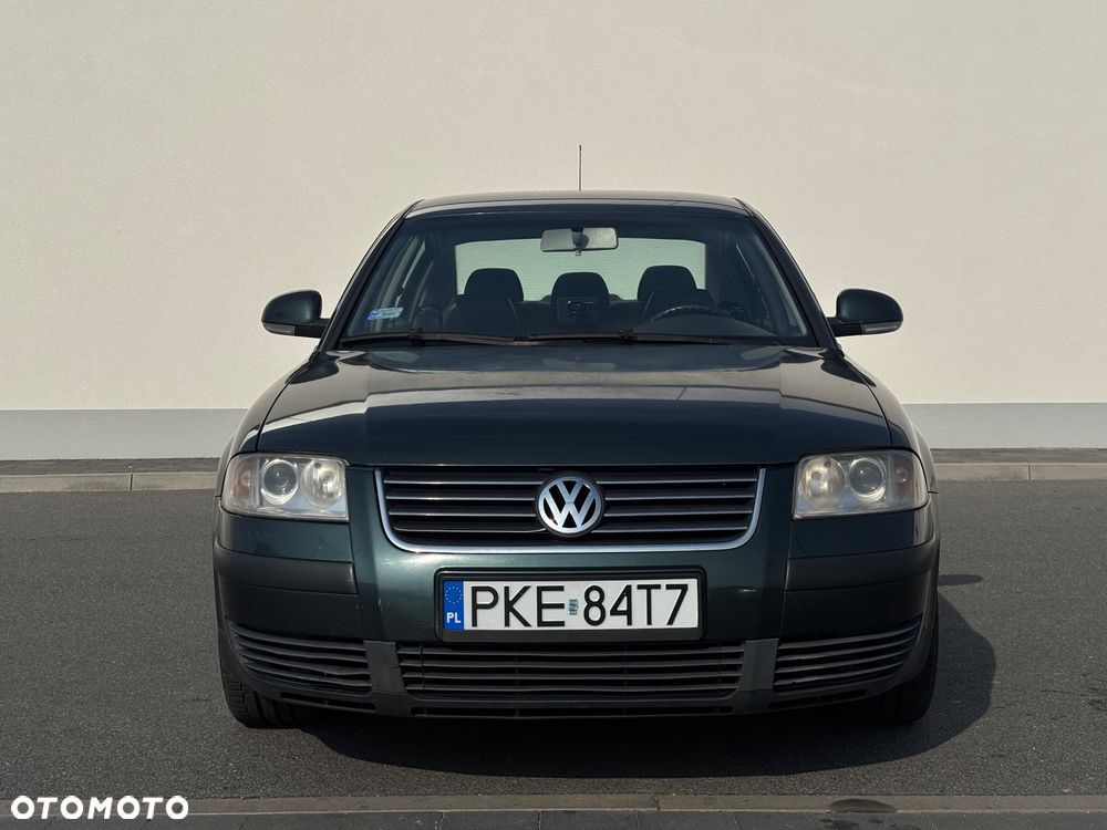 Volkswagen Passat 2004 photo 2