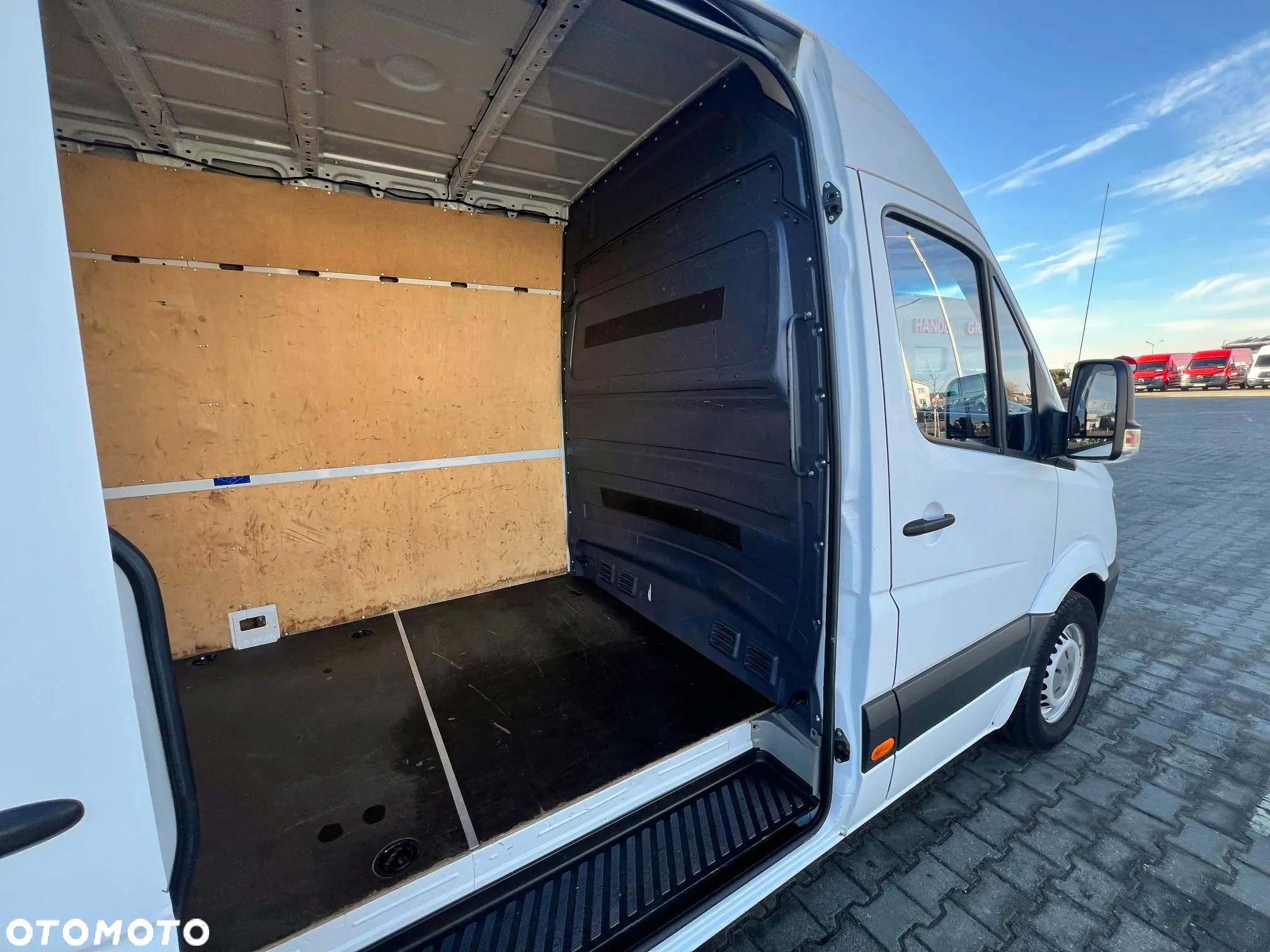 Mercedes-Benz Sprinter 319 CDI V6 Extra Long Lang L5H2 L4H2 Maxi Salon PL - 18