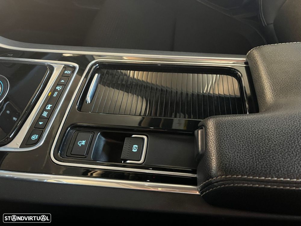 Jaguar XE 2.0 D R-Sport Aut. - 38