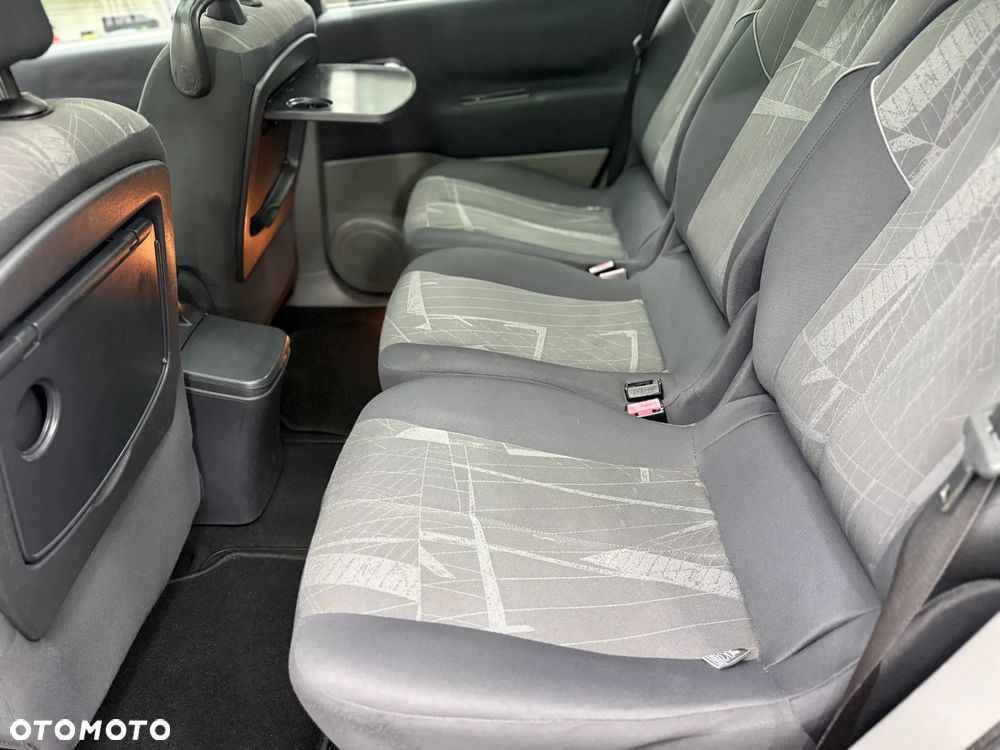 Renault Scenic 2.0 16V Luxe Expression - 20