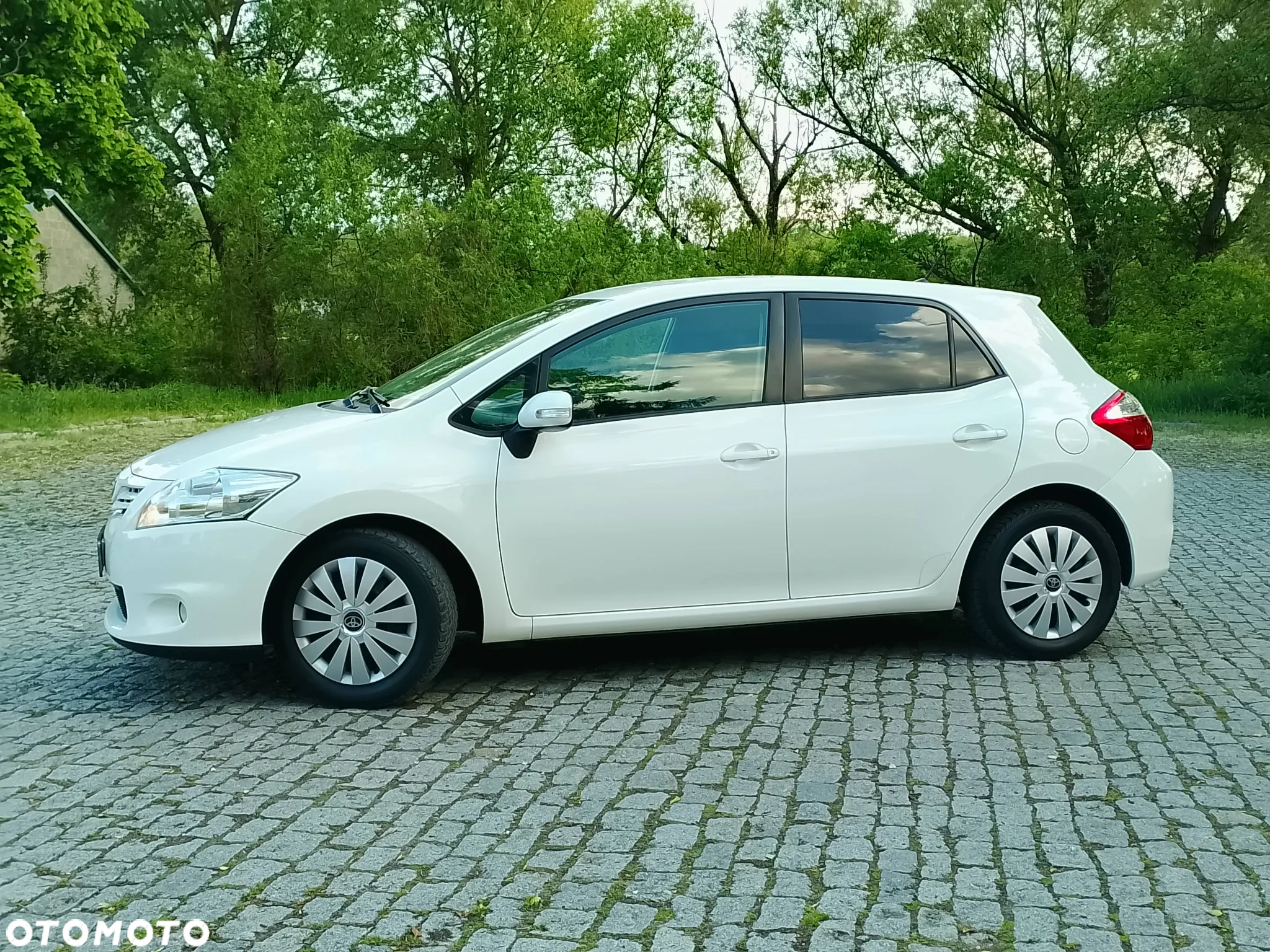 Toyota Auris 1.33 Dual-VVT-i Design Edition - 15