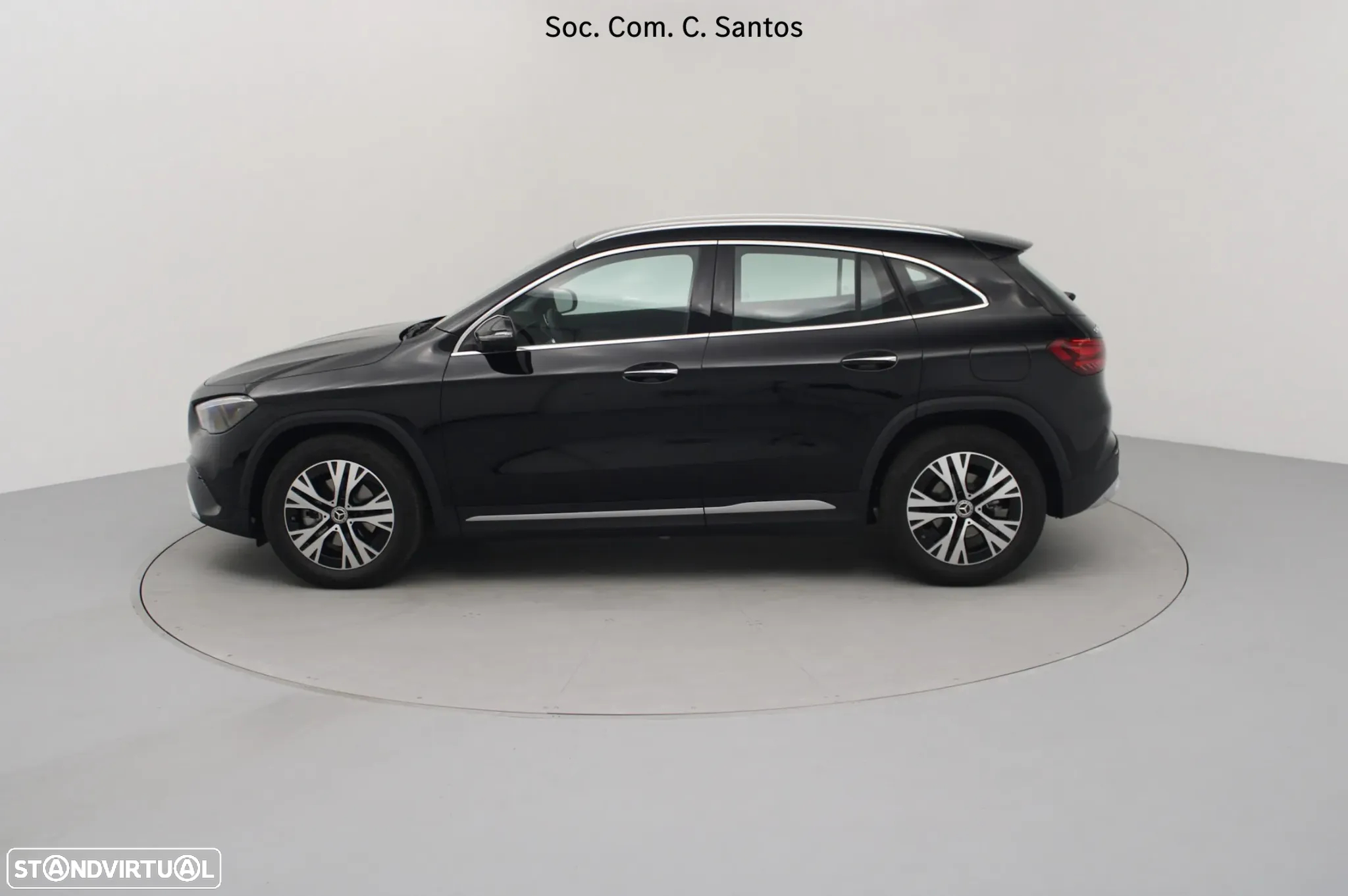 Mercedes-Benz GLA 200 d Progressive - 4