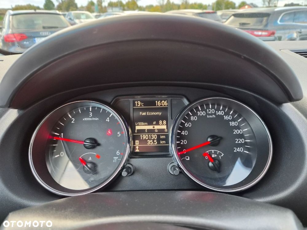 Nissan Qashqai - 12