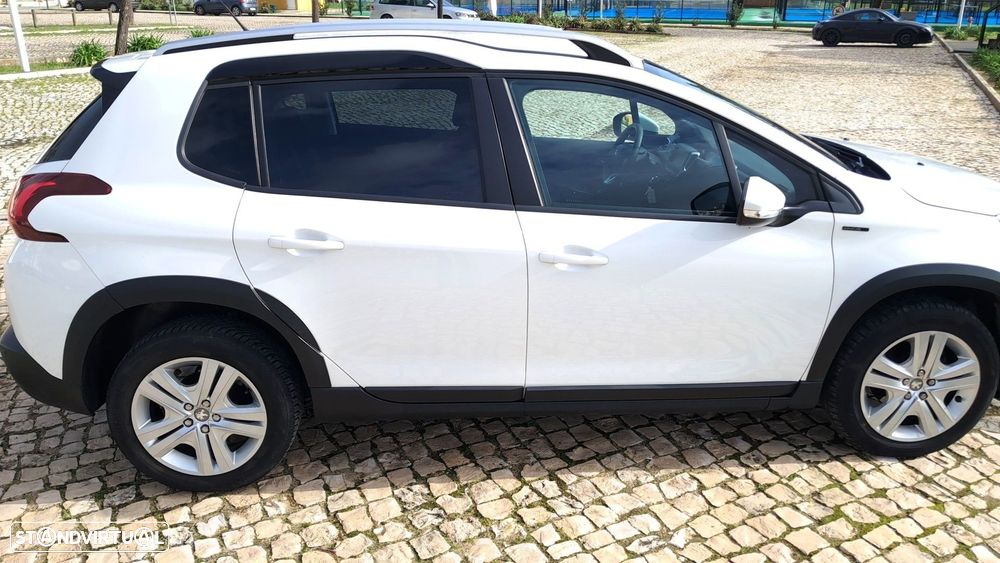 Peugeot 2008 1.5 BlueHDi Signature - 16