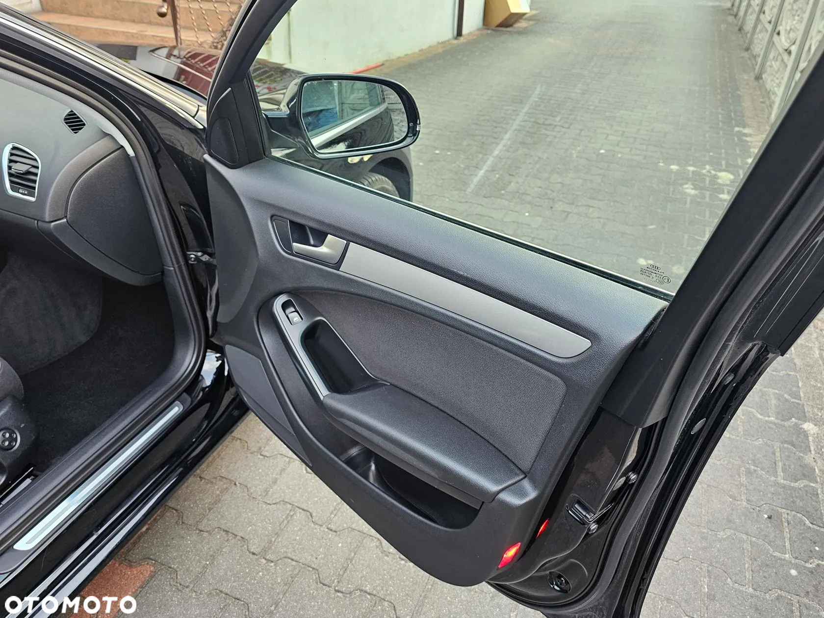 Audi A4 Avant 2.0 TDI DPF multitronic Ambiente - 35