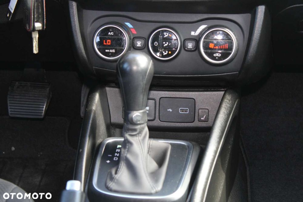 Fiat Tipo 1.6 MultiJet 16v Street DDCT - 32