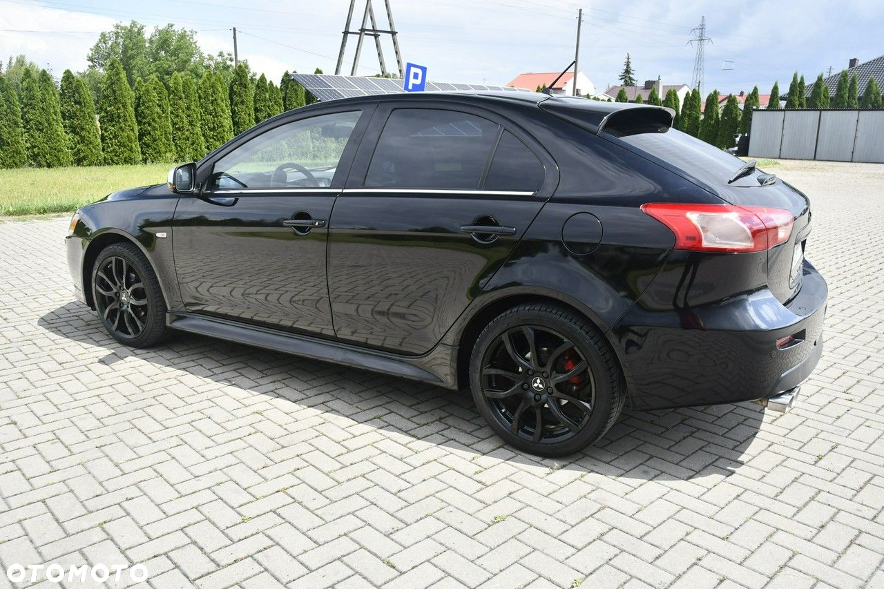 Mitsubishi Lancer - 9