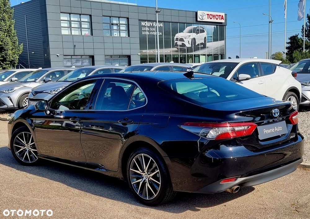 Toyota Camry 2.5 Hybrid Executive CVT - 6