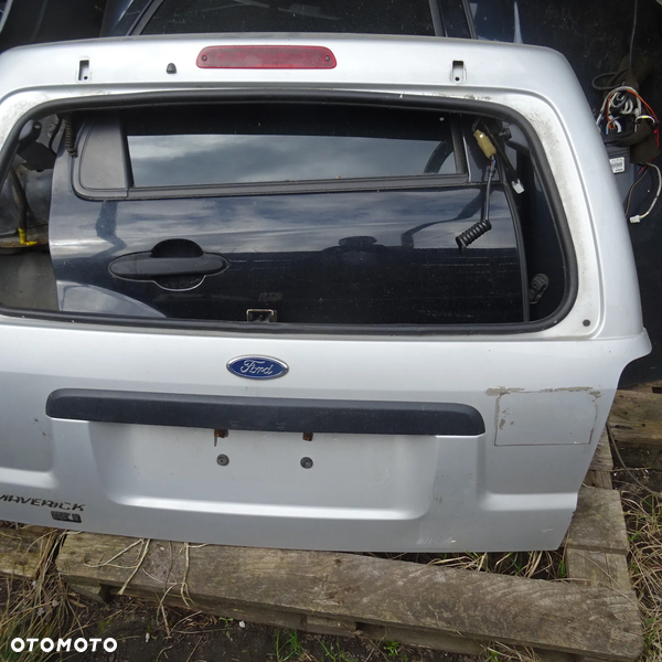 FORD MAVERICK ESCAPE KLAPA TYL BAGAZNIKA SREBNA BEZ KOROZJI  CZESCI ROZNE