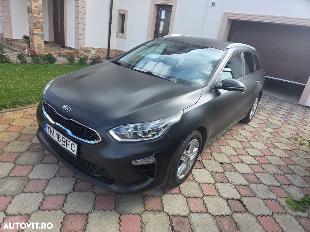 Kia Ceed - 1
