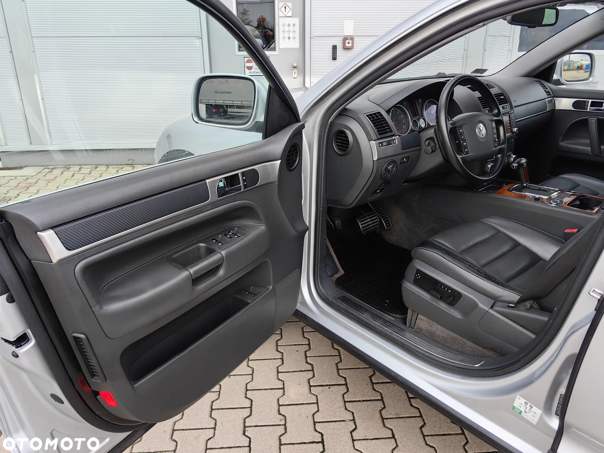 Volkswagen Touareg 4.2 V8 Automatik - 24
