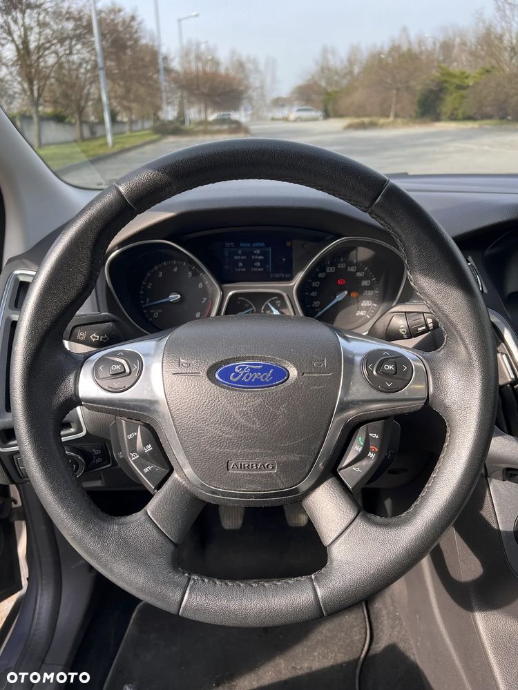 Ford Focus 1.6 EcoBoost Titanium - 17