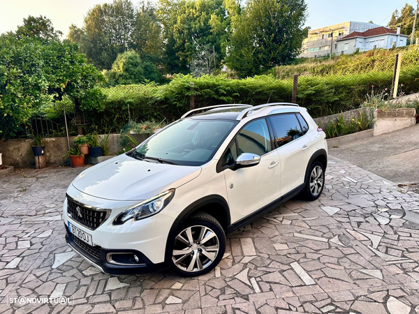 Peugeot 2008 1.2 PureTech Crossway