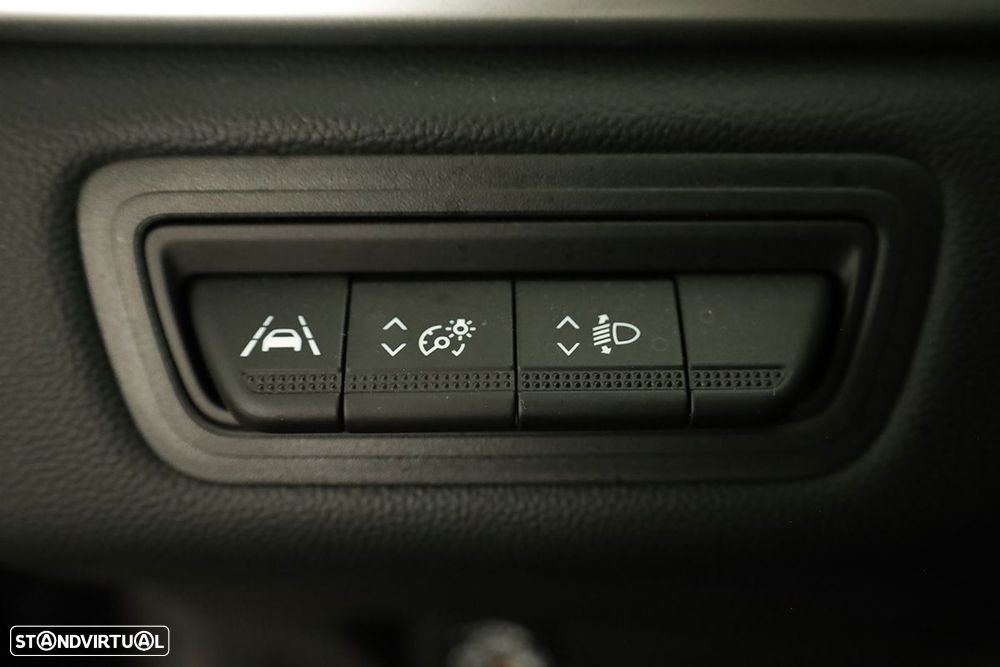 Renault Captur 1.0 TCe Techno Bi-Fuel - 19