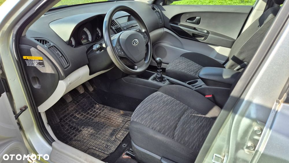 Kia Ceed Cee'd 1.4 Comfort - 8