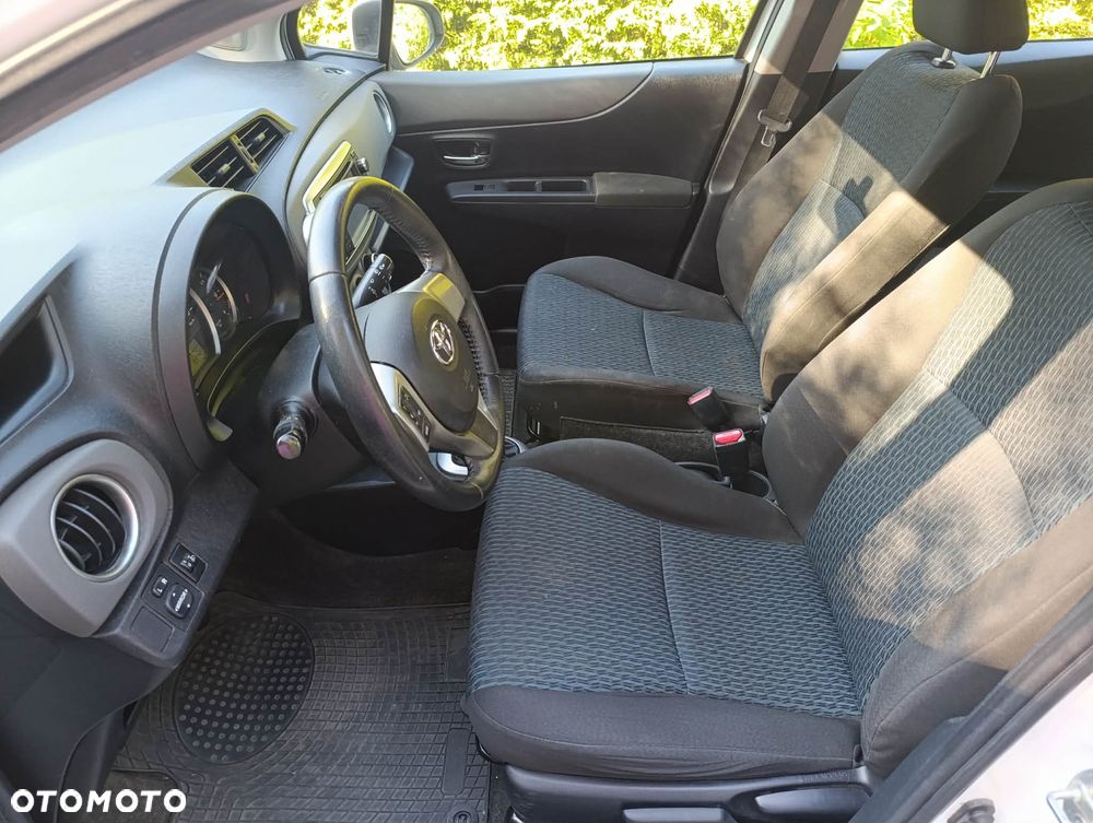 Toyota Yaris 1.0 Active - 8