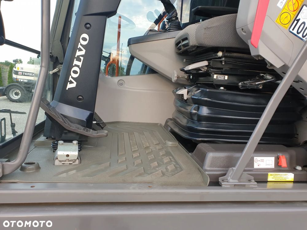 Volvo EWR 150E ROTOTILT/SZCZYPCE SPROWADZONA SUPER STAN - 14