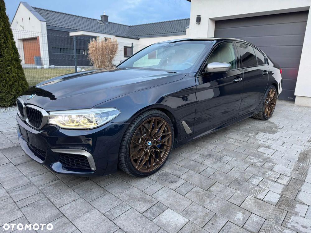 BMW Seria 5 M550i xDrive - 2