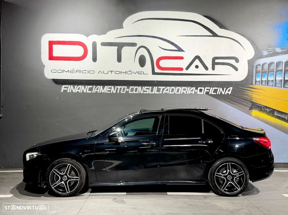 Mercedes-Benz A 250 Limousine e AMG Line - 3