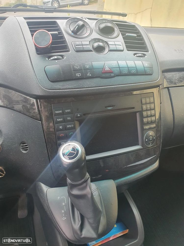Mercedes-Benz Viano 2.2 CDi Ambiente Longo Auto. - 11